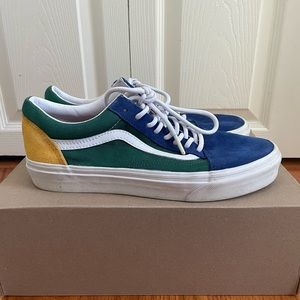 mens size 8 womens size 9.5 primary color old skool vans